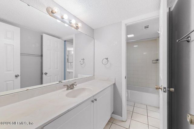 3914 TOREADOR Court 4, Jacksonville, FL 32217