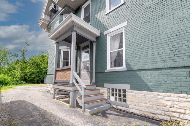 4235 Vine Street, Cincinnati, OH 45217