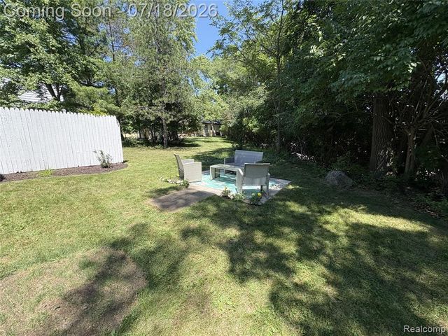 185 Fraser Street, Rochester, MI 48307