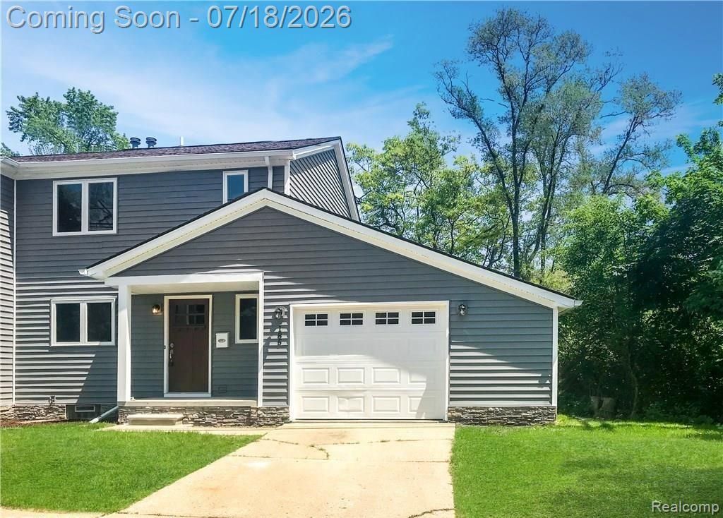 185 Fraser Street, Rochester, MI 48307