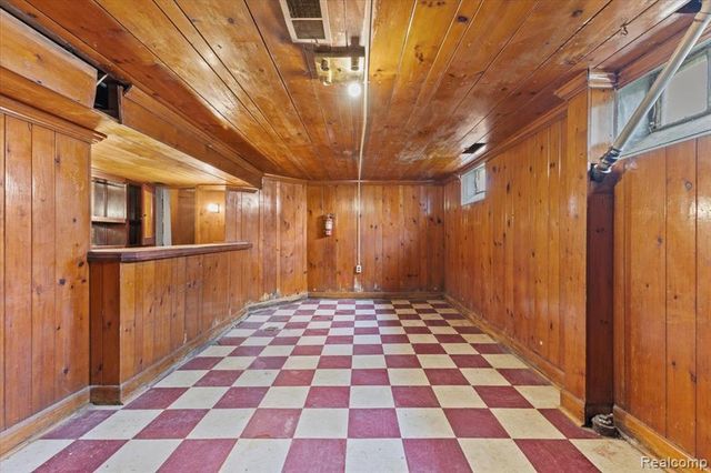 5901 Beaconsfield Street, Detroit, MI 48224