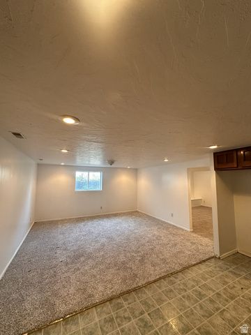 6080 S 700 W, Murray, UT 84123