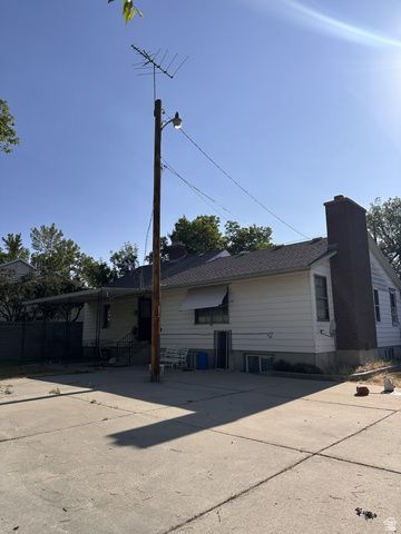 6080 S 700 W, Murray, UT 84123