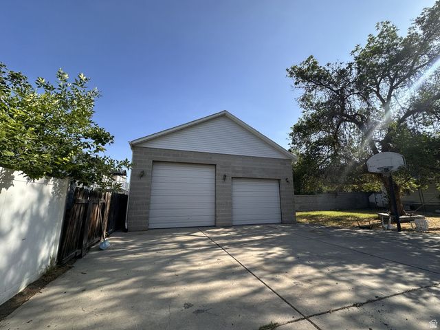 6080 S 700 W, Murray, UT 84123