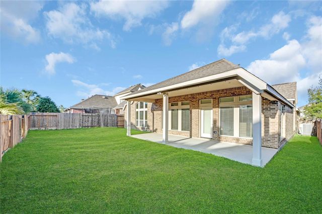 28011 Hallimore Drive, Spring, TX 77386