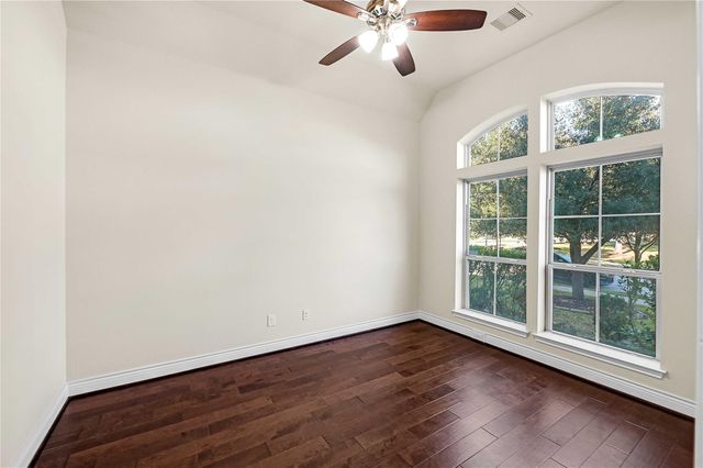 28011 Hallimore Drive, Spring, TX 77386