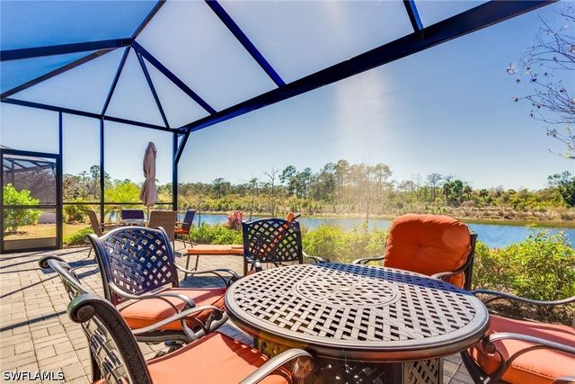 7096 Dominica DR, Naples, FL 34113
