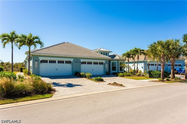 7096 Dominica DR, Naples, FL 34113