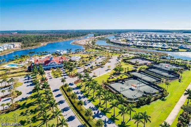 7096 Dominica DR, Naples, FL 34113