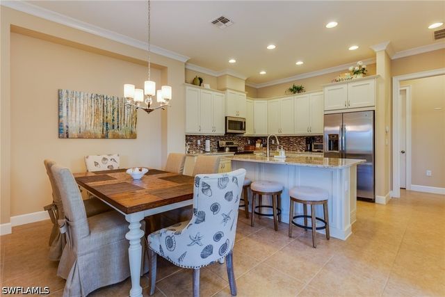 7096 Dominica DR, Naples, FL 34113