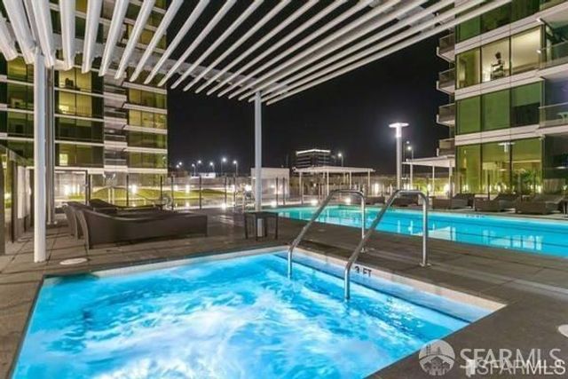 425 1st Street 3504, San Francisco, CA 94105