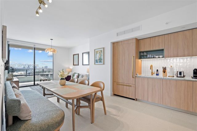 159 NE 6th St 2415, Miami, FL 33132