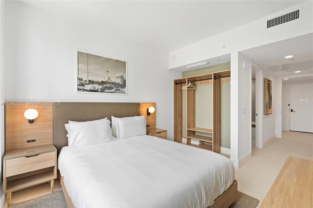 159 NE 6th St 2415, Miami, FL 33132