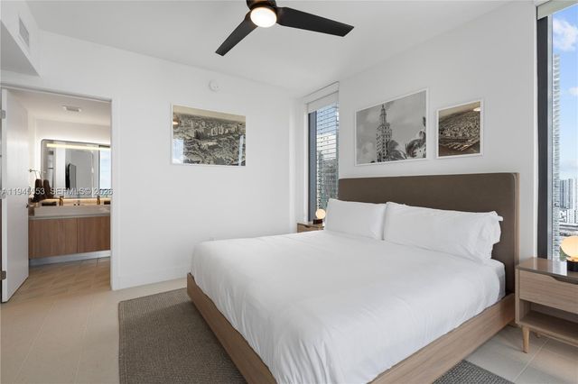 159 NE 6th St 2415, Miami, FL 33132