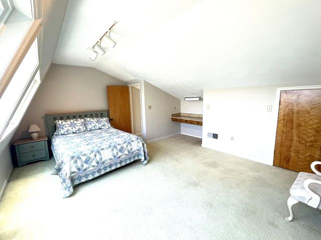 213 Saunders Point RD 6, Huddleston, VA 24104