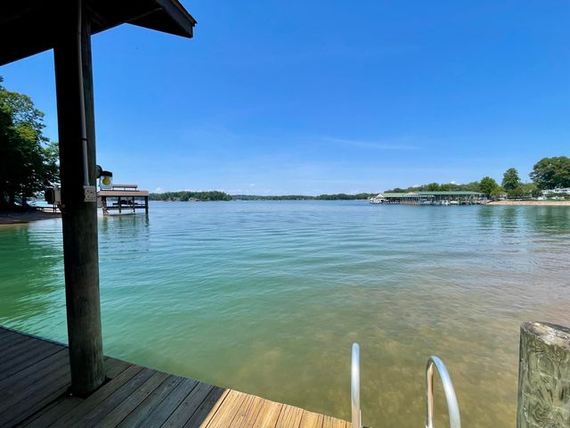 213 Saunders Point RD 6, Huddleston, VA 24104
