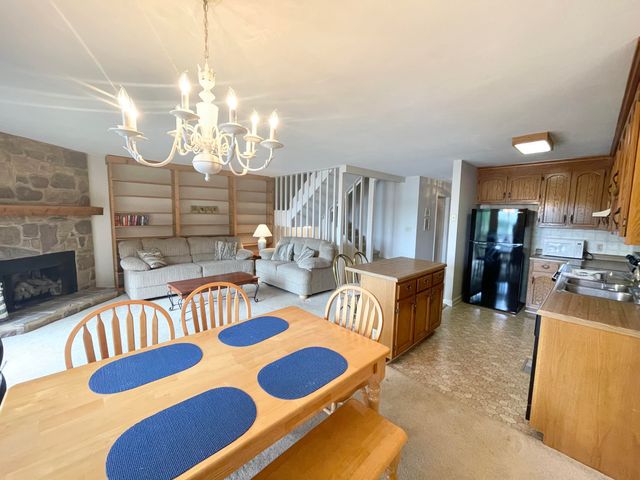 213 Saunders Point RD 6, Huddleston, VA 24104
