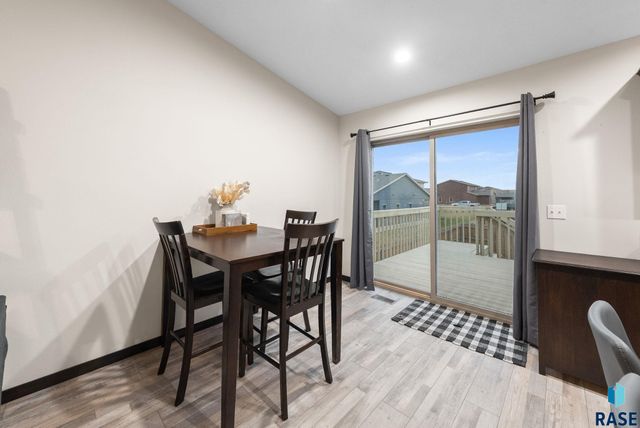 2604 S Lana Dr Drive, Sioux Falls, SD 57106