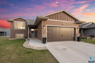 2604 S Lana Dr Drive, Sioux Falls, SD 57106