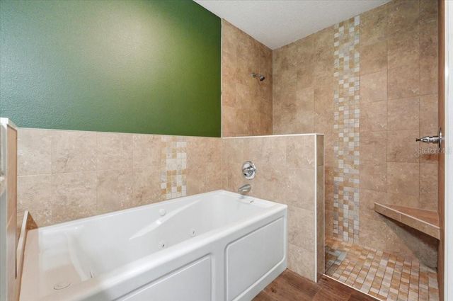 7125 HONEYSUCKLE DRIVE, Lakeland, FL 33813