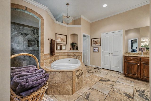 127 Cedar Bluff Court, Aledo, TX 76008
