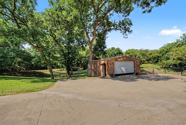 127 Cedar Bluff Court, Aledo, TX 76008
