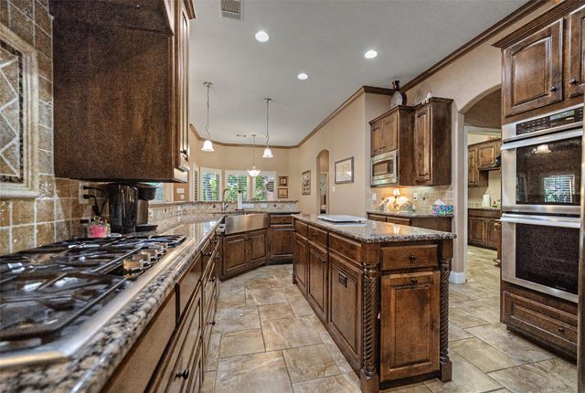 127 Cedar Bluff Court, Aledo, TX 76008