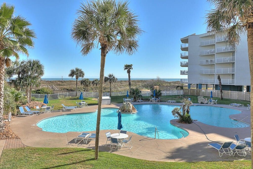 800 Sandcastle Dr 211, Port Aransas, TX 78373 — photo 4
