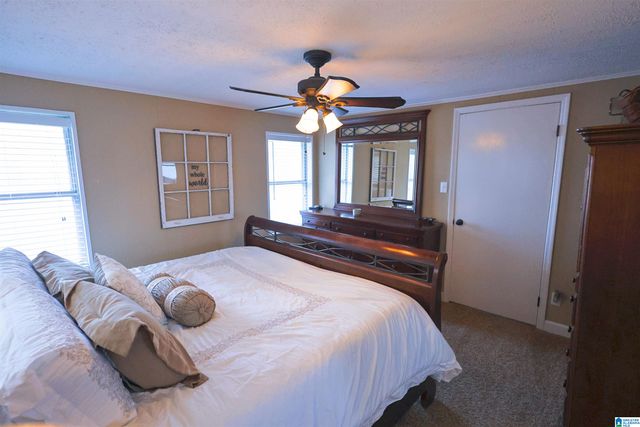 357 SAINT CHARLES AVENUE, Adger, AL 35006