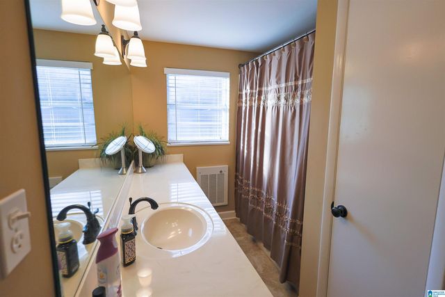 357 SAINT CHARLES AVENUE, Adger, AL 35006