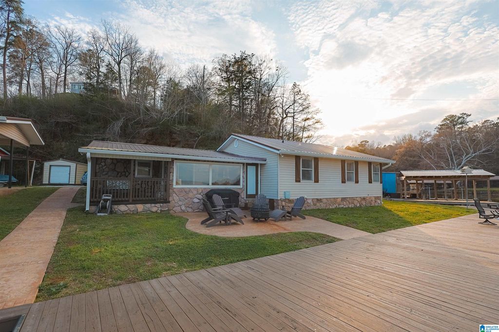 357 SAINT CHARLES AVENUE, Adger, AL 35006