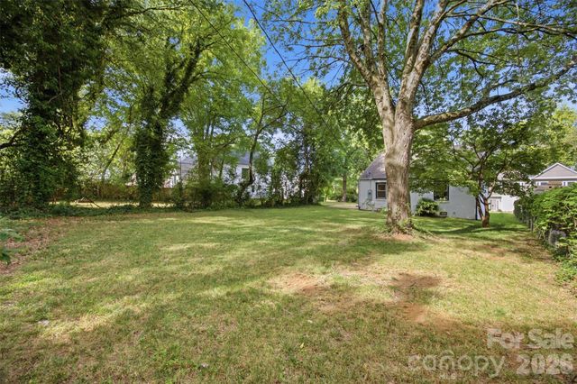 2516 Elon Street, Charlotte, NC 28208