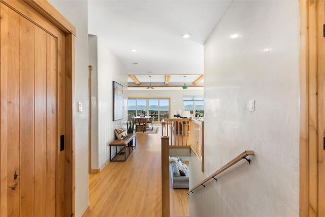 1610 Solana, Los Alamos, NM 87544