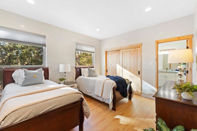 1610 Solana, Los Alamos, NM 87544