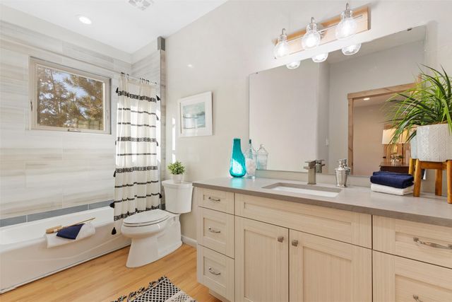 1610 Solana, Los Alamos, NM 87544