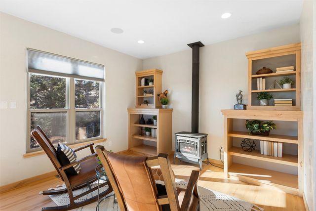 1610 Solana, Los Alamos, NM 87544