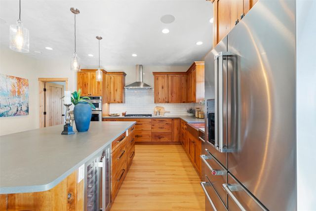 1610 Solana, Los Alamos, NM 87544