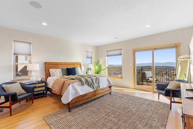 1610 Solana, Los Alamos, NM 87544