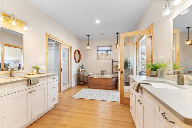 1610 Solana, Los Alamos, NM 87544