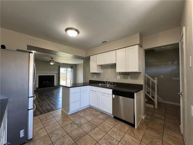 621 Aubrey DR, Virginia Beach, VA 23462