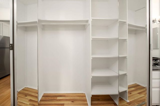 8 Admiral Dr A238, Emeryville, CA 94608