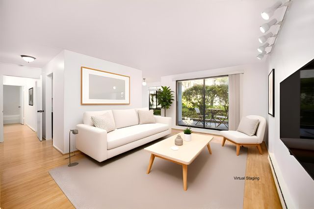 8 Admiral Dr A238, Emeryville, CA 94608