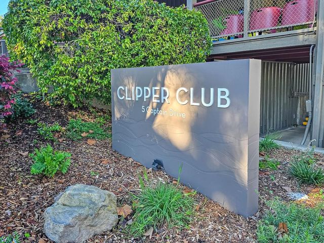 8 Admiral Dr A238, Emeryville, CA 94608