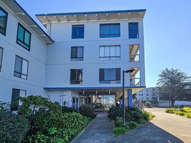 8 Admiral Dr A238, Emeryville, CA 94608