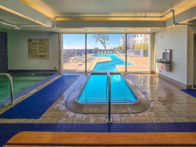 8 Admiral Dr A238, Emeryville, CA 94608