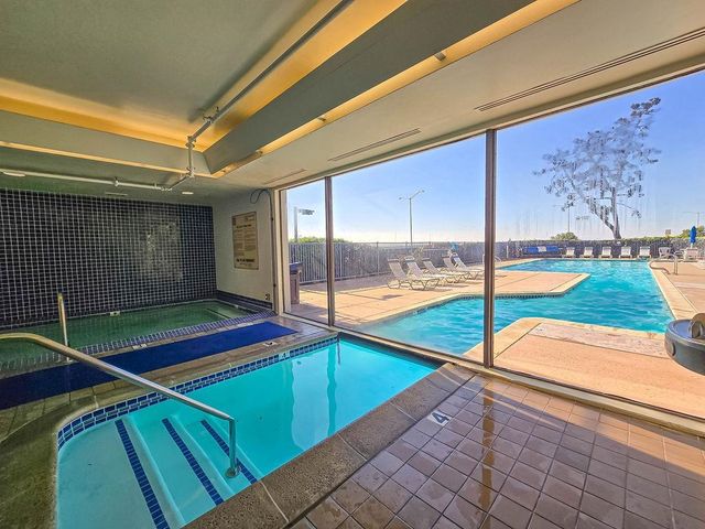 8 Admiral Dr A238, Emeryville, CA 94608