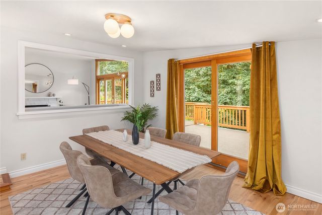 217 NW 6th Street, Renton, WA 98057