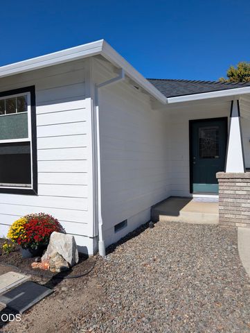 1065 Shayla Lane, Central Point, OR 97502