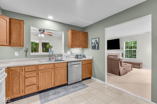 5624 Fair Ridge Place, Indianapolis, IN 46221