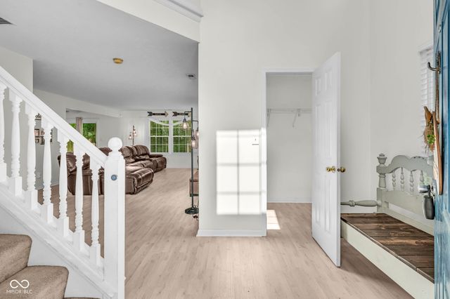 5624 Fair Ridge Place, Indianapolis, IN 46221